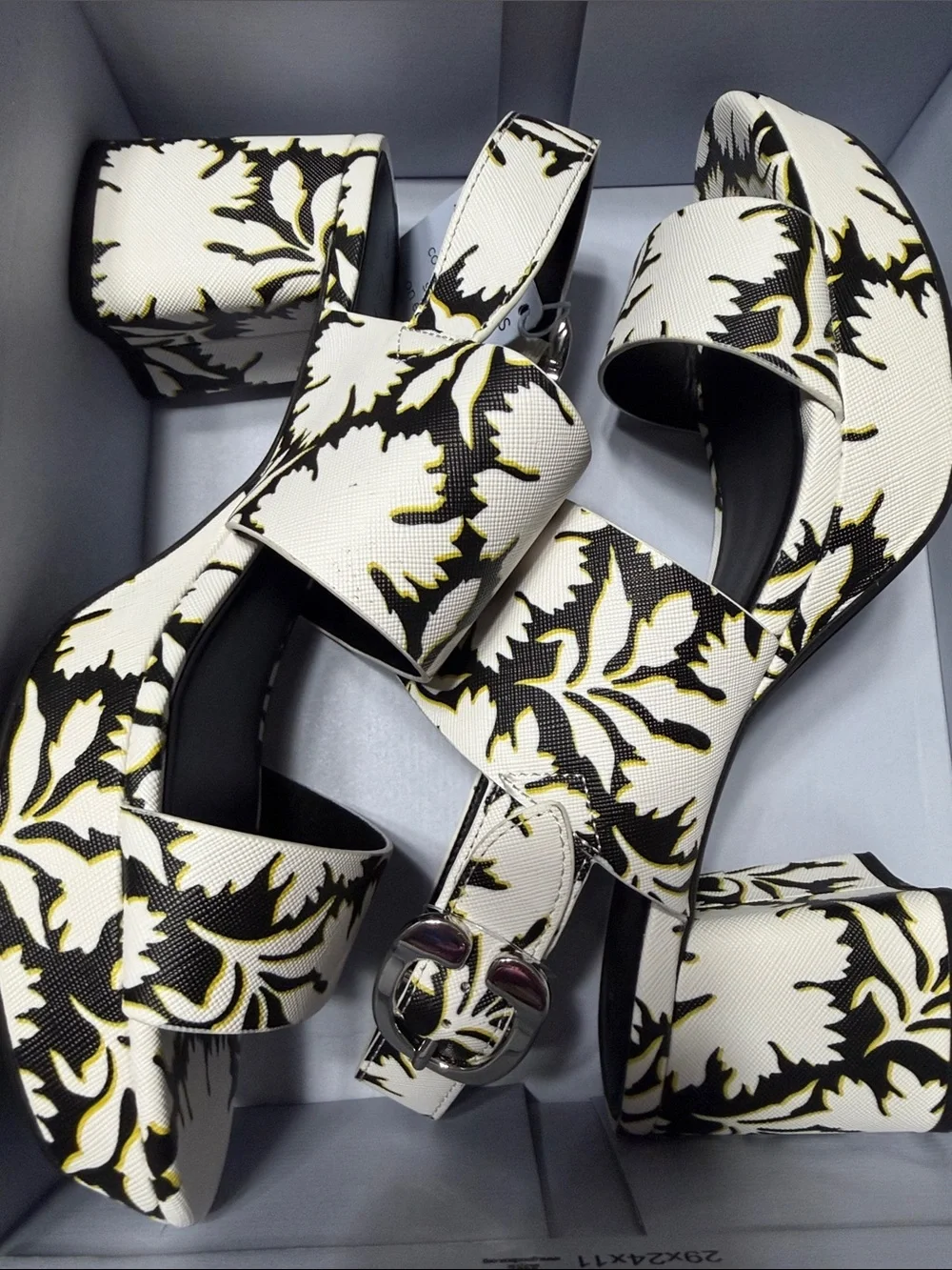 AEROSOLES Camera White Black and Gold Floral Block Heel Sandals, 10W